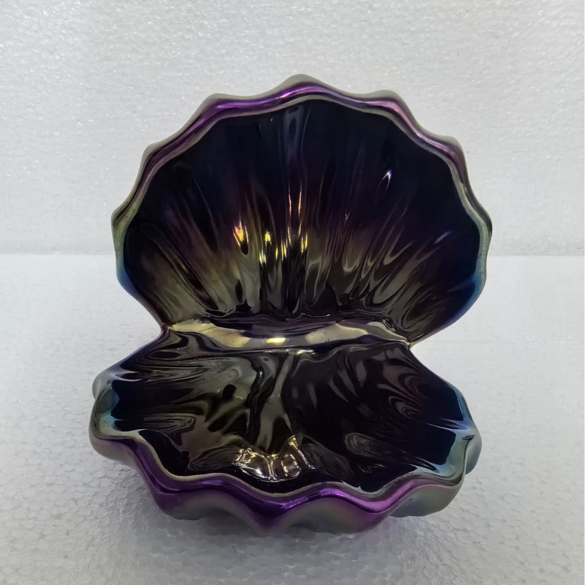 LumiPearl Shell Lamp